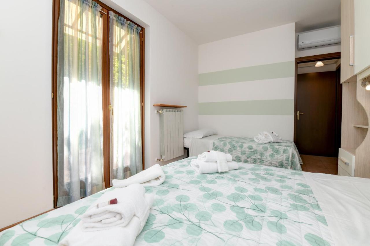 פסקיארה דל גארדה Bell'Italia Holiday Apartment Peschiera מראה חיצוני תמונה